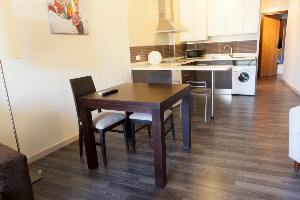 Apartamentos Sol De Mayo อูเบดา ภายนอก รูปภาพ