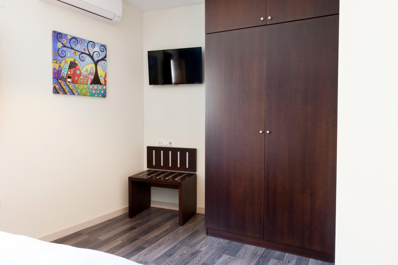 Apartamentos Sol De Mayo อูเบดา ภายนอก รูปภาพ